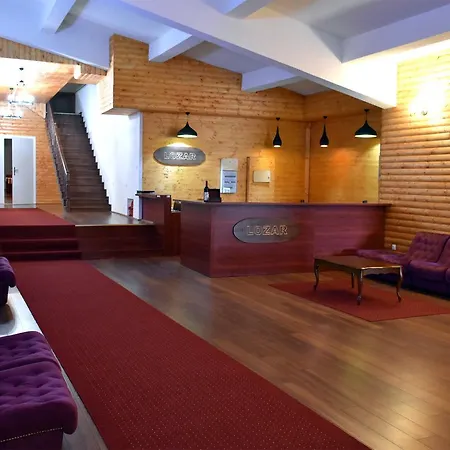 And Winery Lozar מלון ביטולה